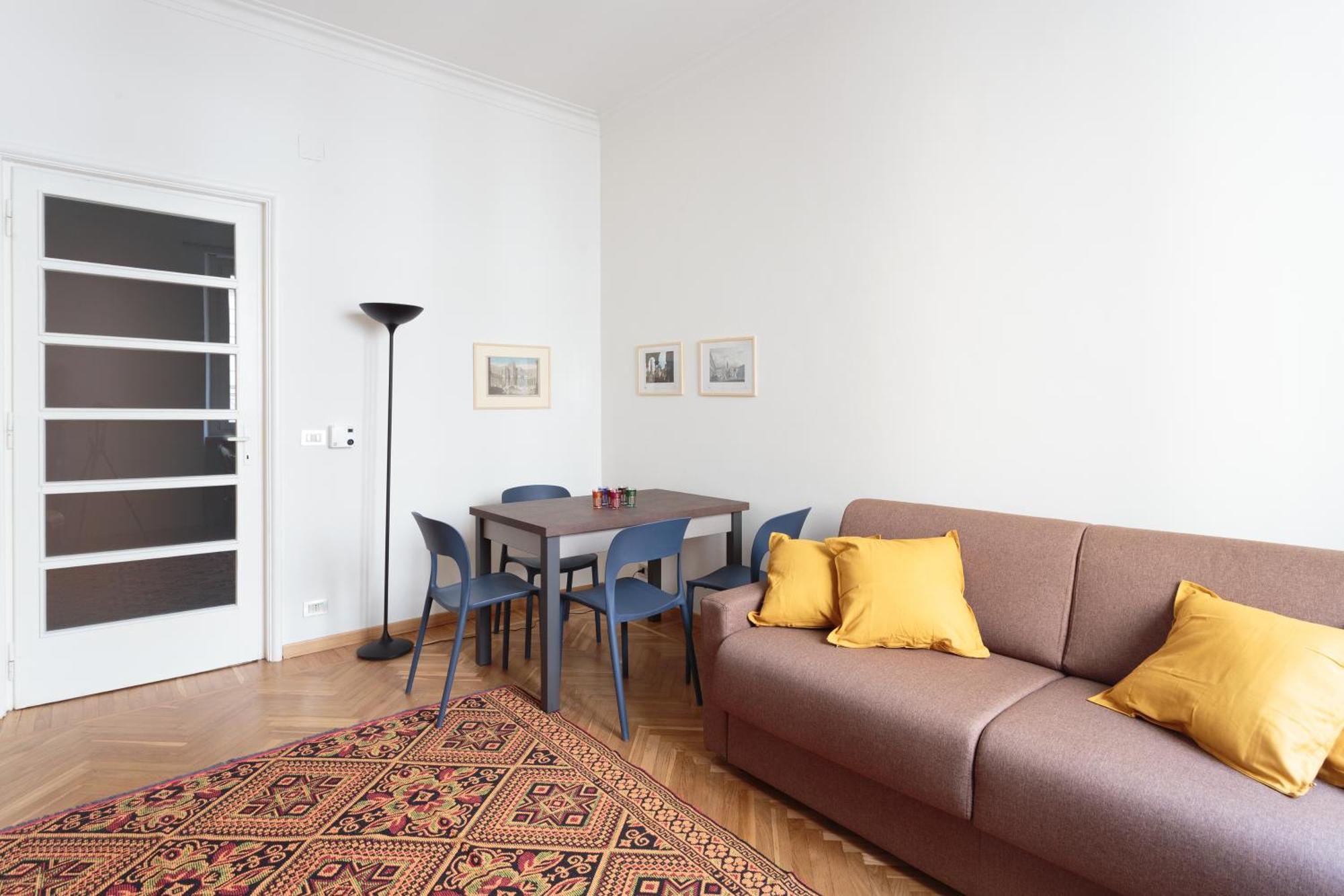Renovated 3 Bedroom Apartment In The City Center Torino Esterno foto